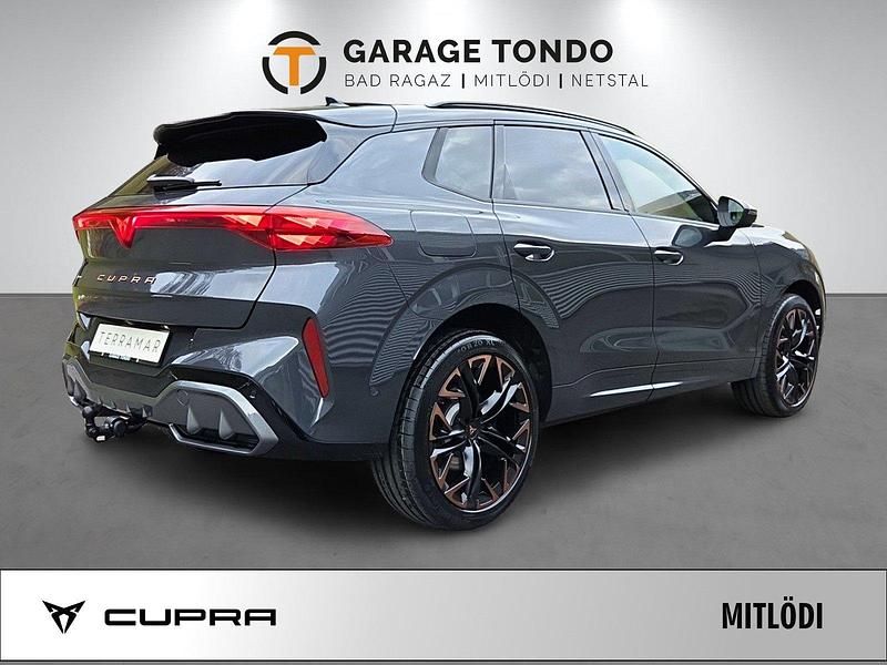 Neu Cupra Terramar VZ 265 PS (194 kW) 2025 Schwarz SUV