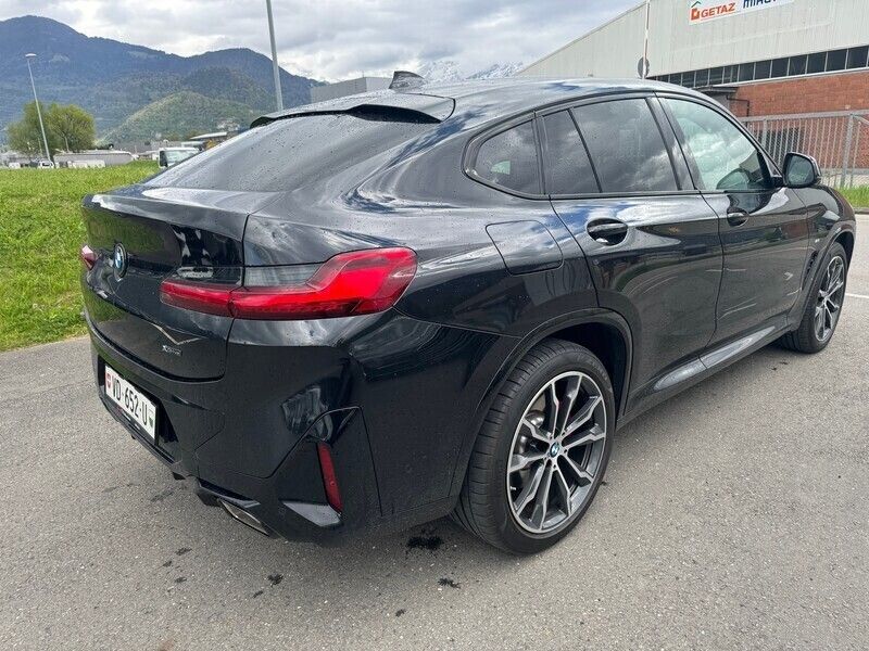 Gebraucht BMW X4 M Sport 190 PS (139 kW) 2023 SUV
