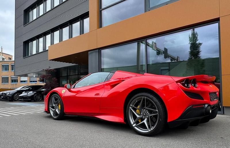 Gebraucht 2022 Ferrari F8 Cabrio | CHF 346’900 - Bild 1/4