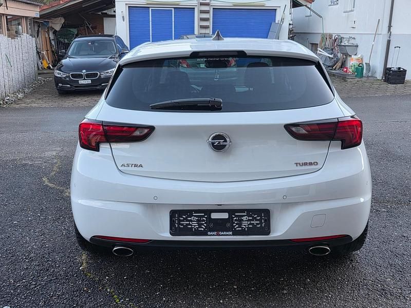 Gebraucht Opel Astra Dynamic 200 PS (147 kW) 2016