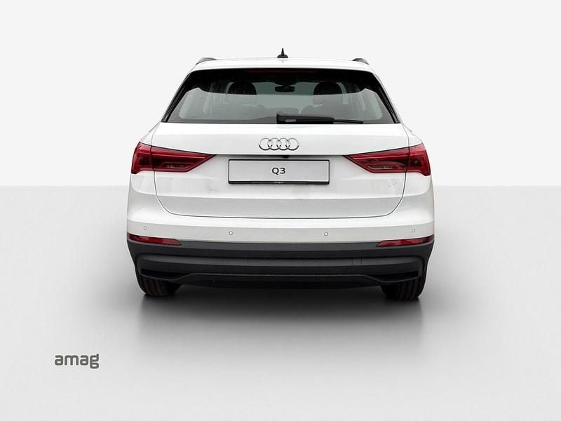 Gebraucht Audi Q3 Attraction 150 PS (110 kW) 2025 Arkonaweiss SUV