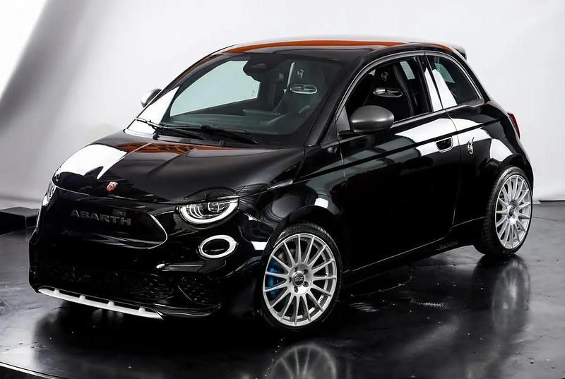 Gebraucht Fiat 500e Abarth 114 kW (155 PS) 2026 Schwarz Kleinwagen