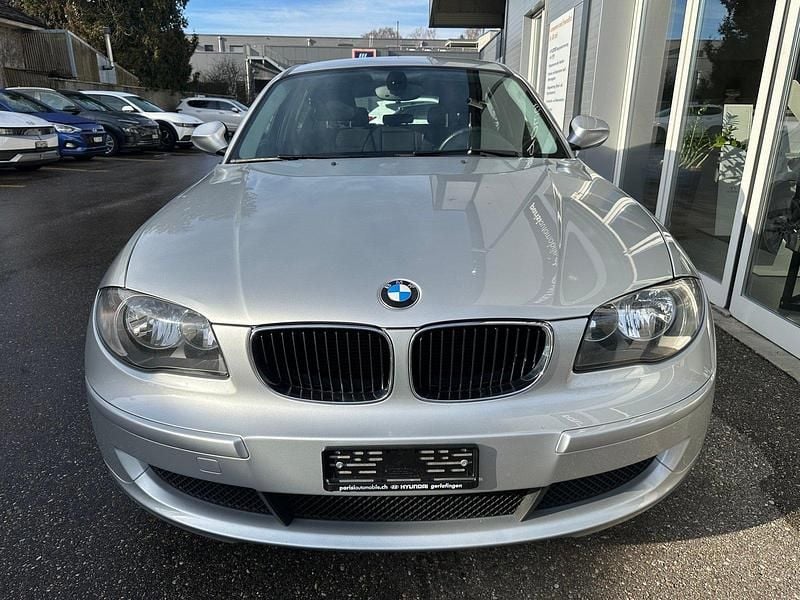 Gebraucht BMW 116 122 PS (89 kW) 2011 Kleinwagen
