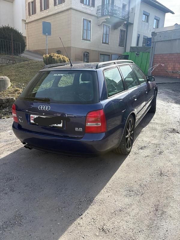 Gebraucht Audi A4 Ambiente 193 PS (141 kW) 1999 Kombi