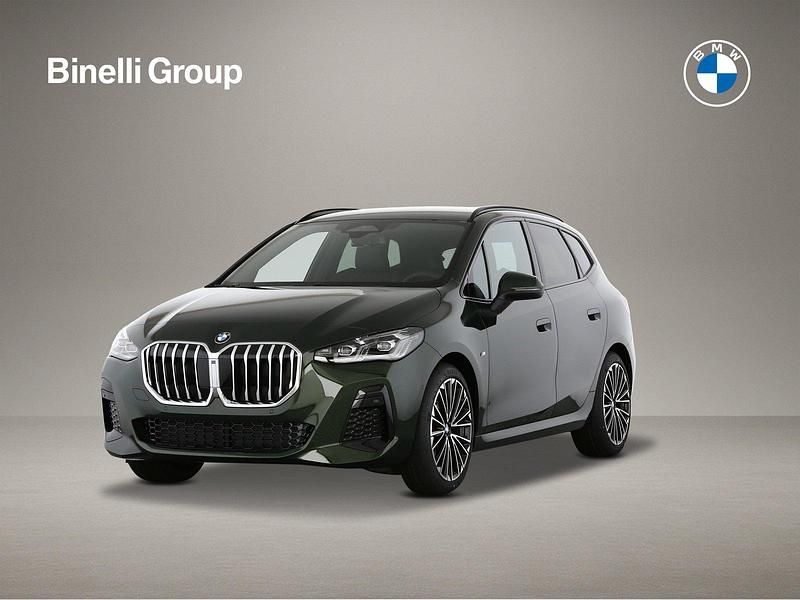 Neu BMW 220 Active Tourer Comfort Edition 170 PS (125 kW) 2025 Grün Van / Kleinbus