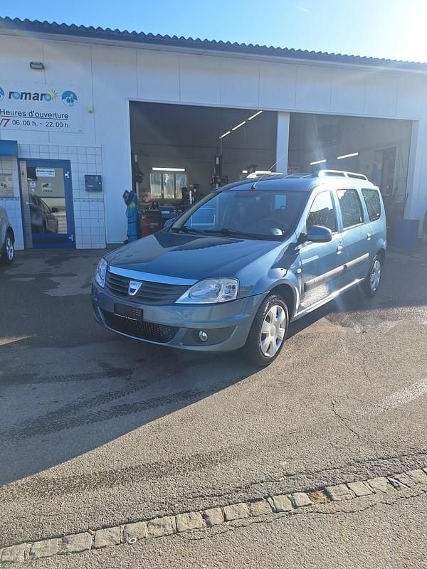 Gebraucht Dacia Logan Lauréate 86 PS (63 kW) 2010