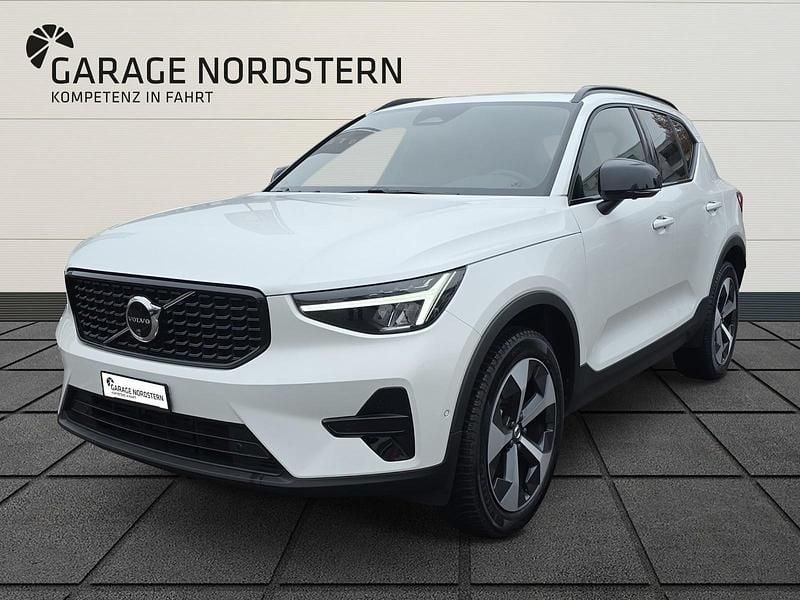 Gebraucht 2025 Volvo XC40 Plus SUV | CHF 41’441 (Fairer Preis) - Bild 1/4