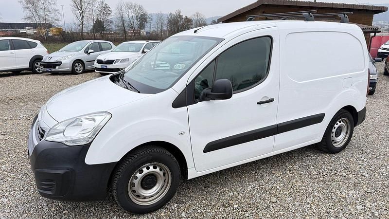 Gebraucht Peugeot Partner Allure 100 PS (73 kW) 2018 Van / Kleinbus