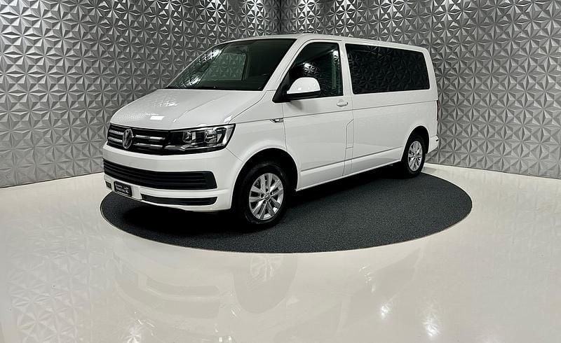 Gebraucht 2015 VW T6 Family Van | CHF 21’800 (Superpreis) - Bild 1/4