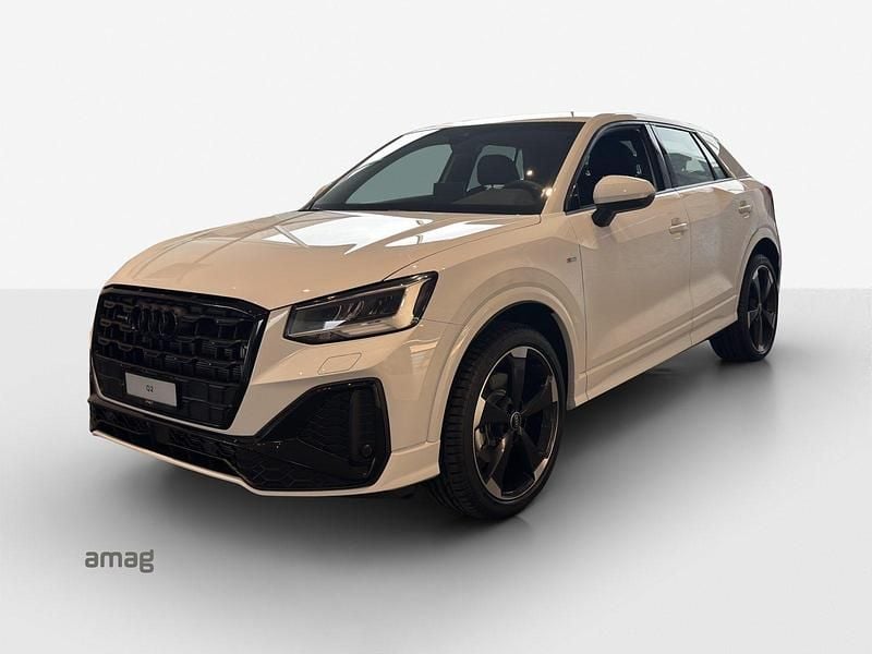 Gletscherweiss metallic Gebraucht 2025 Audi Q2 Attraction SUV | CHF 43’900 (Etwas zu teuer) - Bild 1/4