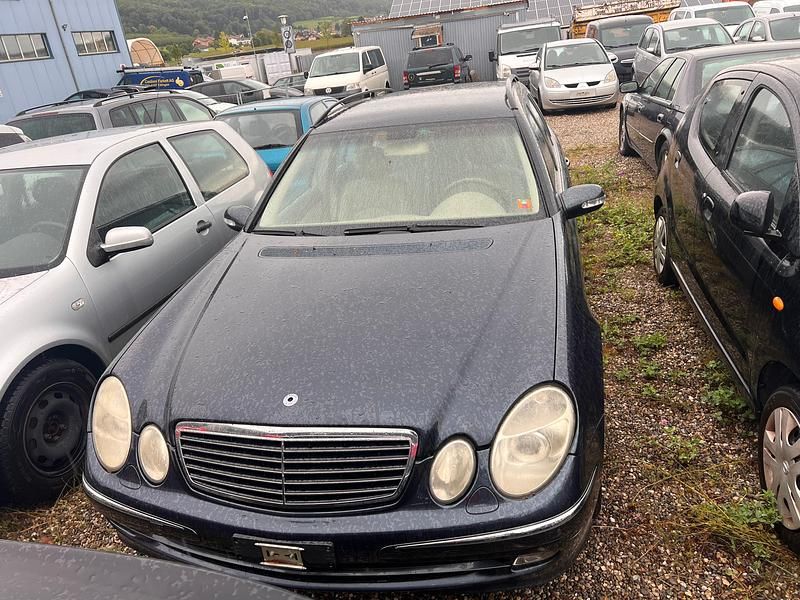 Gebraucht 2004 Mercedes E320 Avantgarde | CHF 1’999 - Bild 1/4