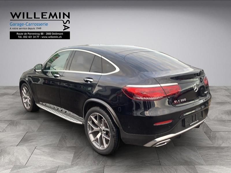 Gebraucht Mercedes GLC300 AMG line 258 PS (189 kW) 2020 Schwarz Coupé