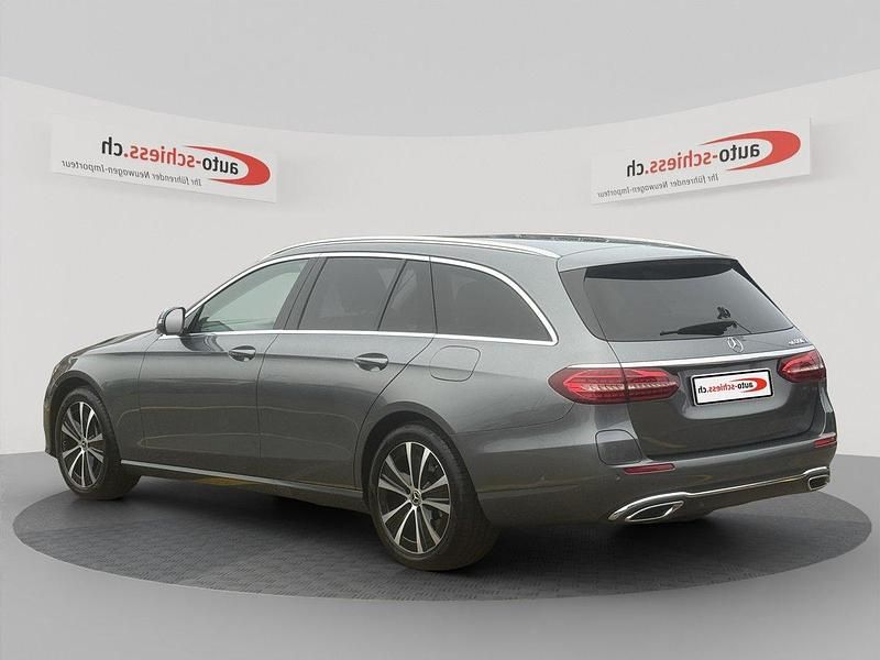 Gebraucht Mercedes E300 Avantgarde 306 PS (225 kW) 2021 Kombi