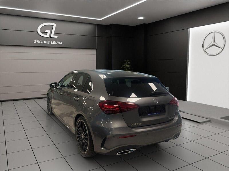 Neu Mercedes A220 190 PS (139 kW) 2025 Grau Limousine