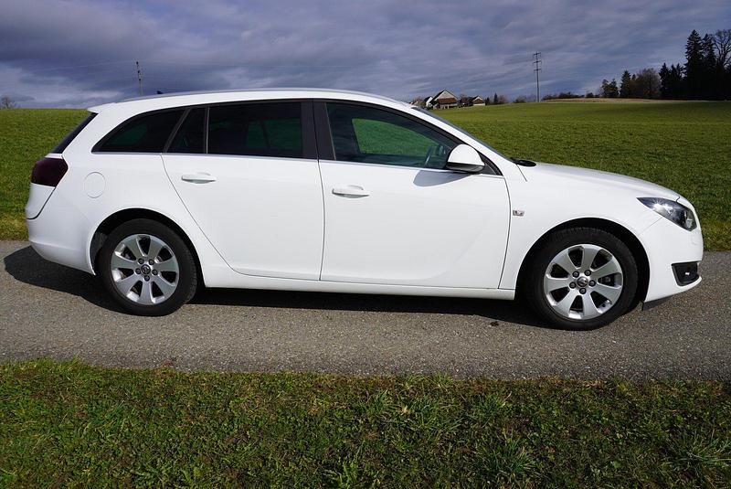 Gebraucht Opel Insignia Edition 170 PS (125 kW) 2014 Kombi