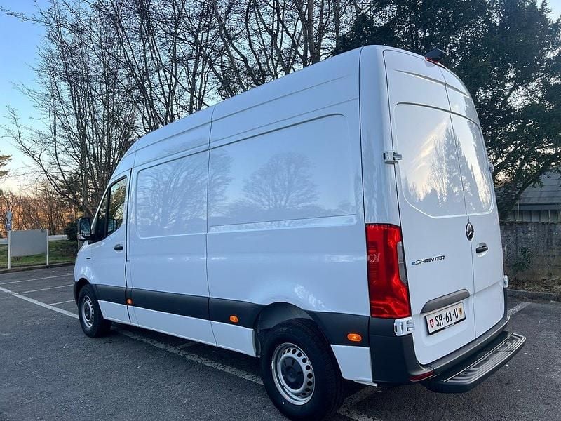 Gebraucht Mercedes E-Sprinter 84 kW (115 PS) 2024 Van