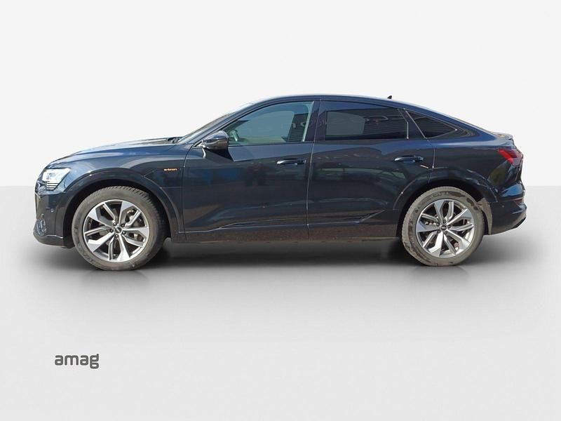 Gebraucht Audi e-tron Sportback Attraction 230 kW (313 PS) 2021 Mythosschwarz metallic SUV