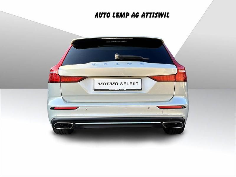 Gebraucht Volvo V60 Inscription 310 PS (228 kW) 2018 Kombi