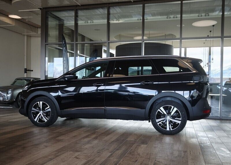 Gebraucht Peugeot 5008 GT 130 PS (95 kW) 2023 Van / Kleinbus