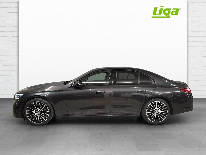 Gebraucht 2024 Mercedes E200 AMG line Limousine | CHF 61’300 - Bild 1/4