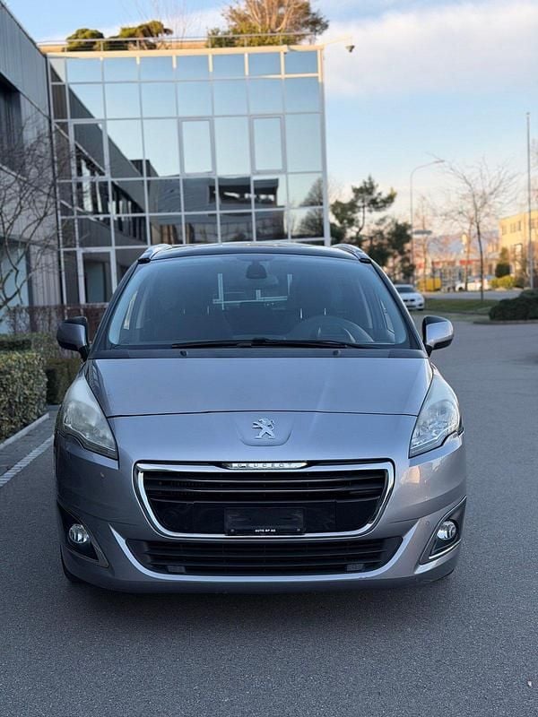 Gebraucht Peugeot 5008 Allure 156 PS (114 kW) 2014 Van / Kleinbus