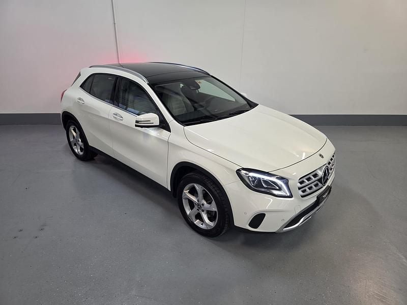 Gebraucht Mercedes GLA200 Urban 136 PS (100 kW) 2017 SUV