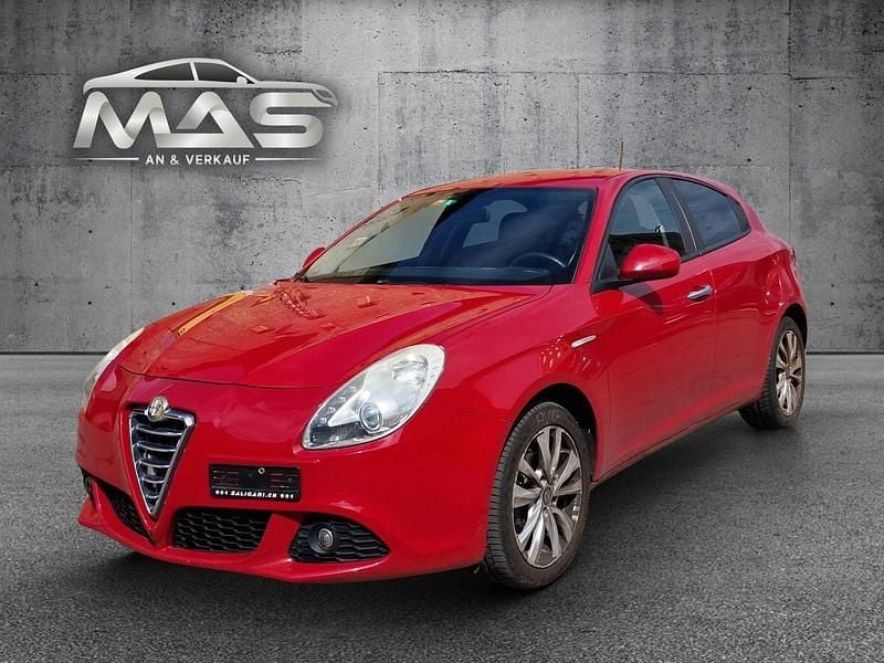 Gebraucht Alfa Romeo Giulietta Distinctive 120 PS (88 kW) 2013 Kleinwagen
