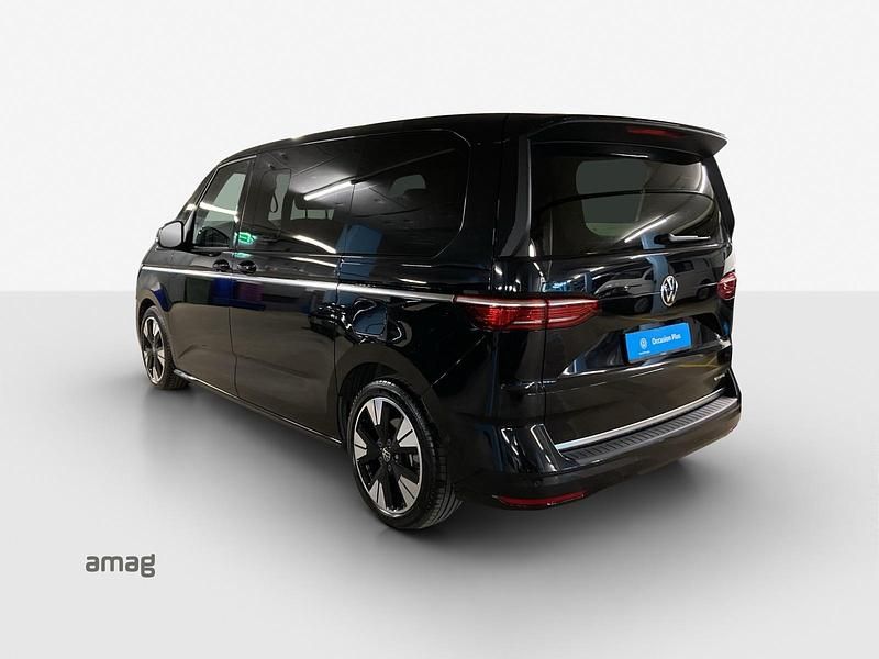 Gebraucht VW Multivan Style 218 PS (160 kW) 2024 Deep black perleffekt (lc9x) Van