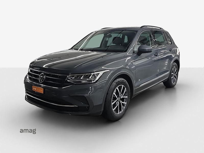 Delfingrau metallic Gebraucht 2020 VW Tiguan Life SUV | CHF 27’490 (Etwas zu teuer) - Bild 1/4