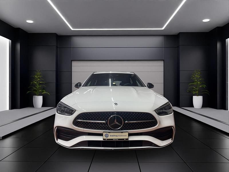 Gebraucht Mercedes C220 AMG line 197 PS (144 kW) 2025 Kombi