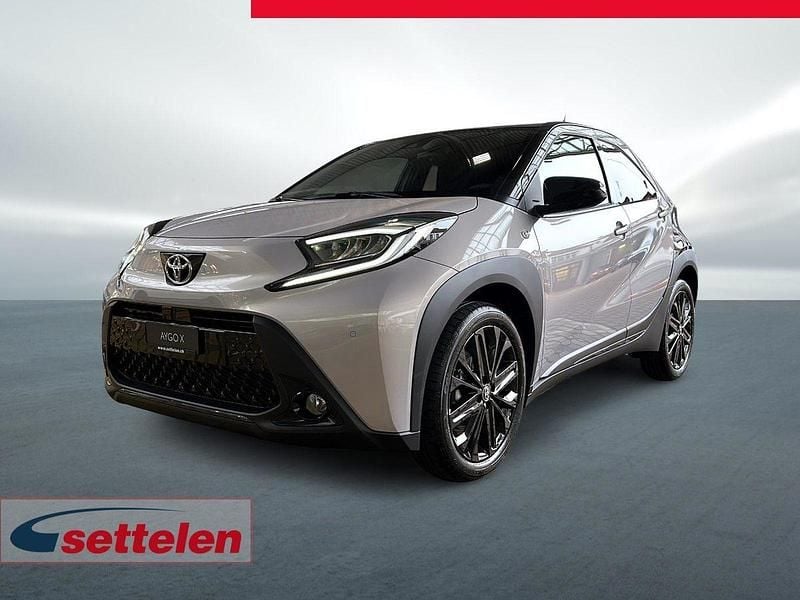 Gebraucht Toyota Aygo X Edition 72 PS (52 kW) 2024 Silber SUV
