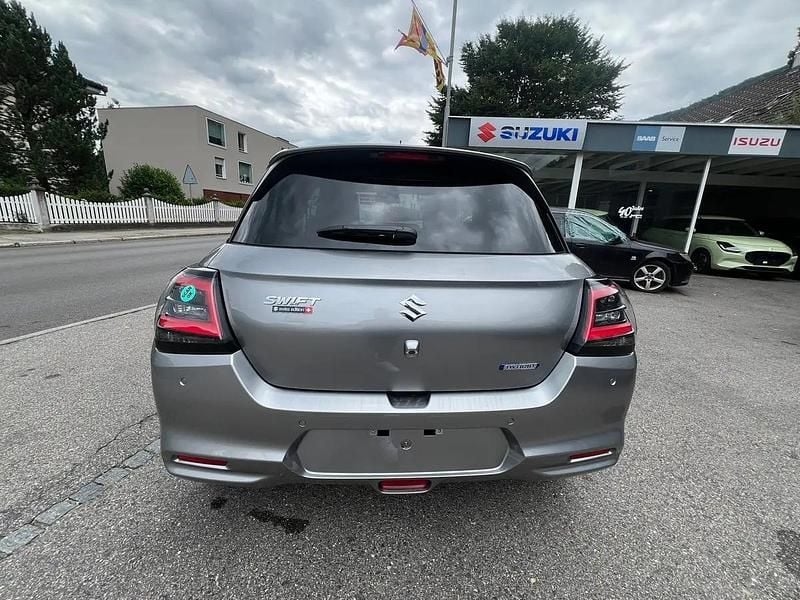 Neu Suzuki Swift 82 PS (60 kW) 2025 Silber Kleinwagen