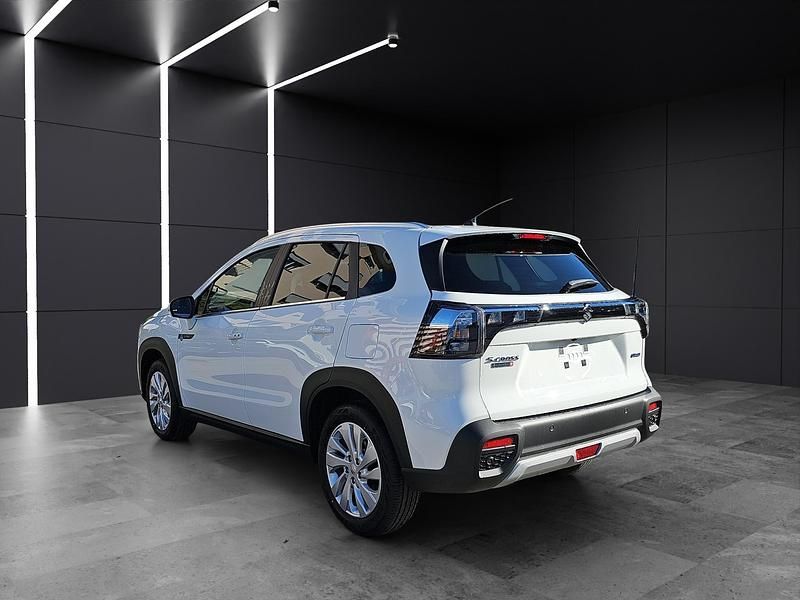 Neu Suzuki SX4 S-Cross 110 PS (80 kW) 2025 SUV
