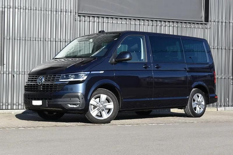 Gebraucht VW Multivan Comfortline 204 PS (150 kW) 2026 Blau Van