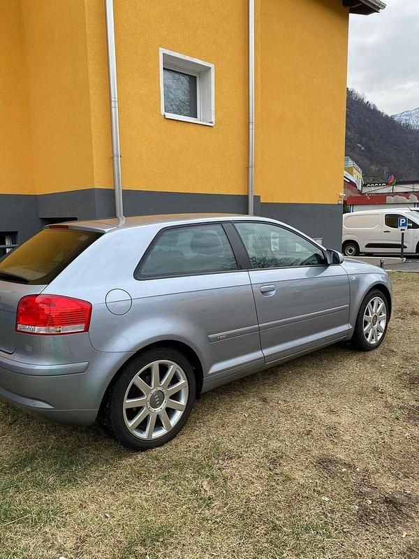 Gebraucht Audi A3 Ambiente 140 PS (102 kW) 2004 Limousine