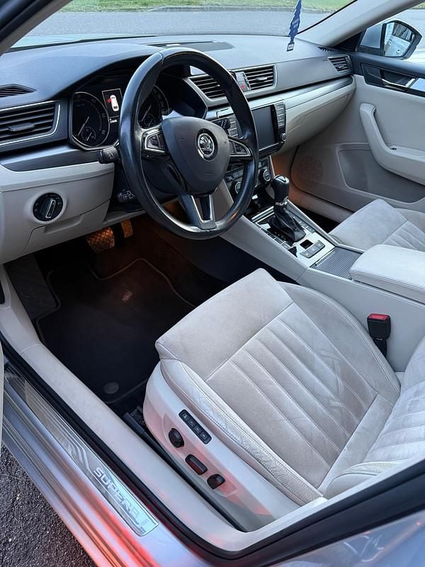 Gebraucht Skoda Superb SportLine 190 PS (139 kW) 2017 Kombi
