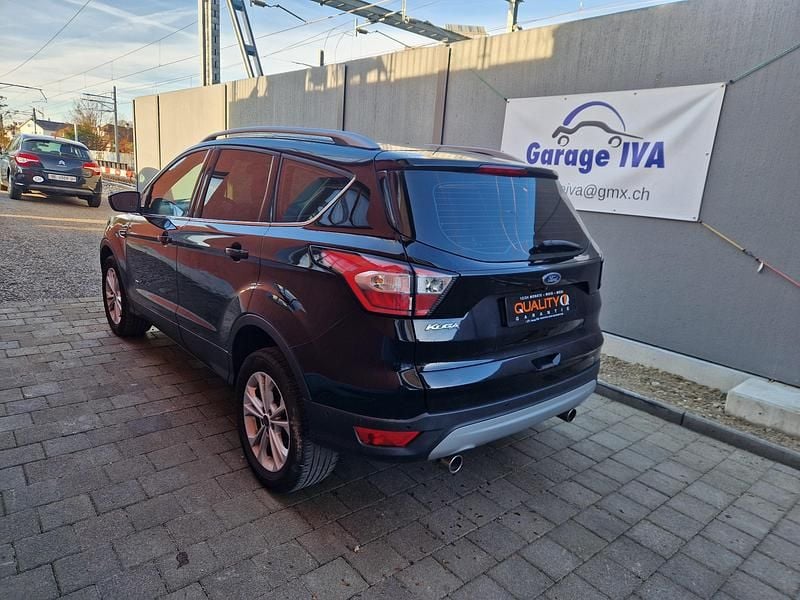 Gebraucht Ford Kuga Titanium 150 PS (110 kW) 2017 SUV