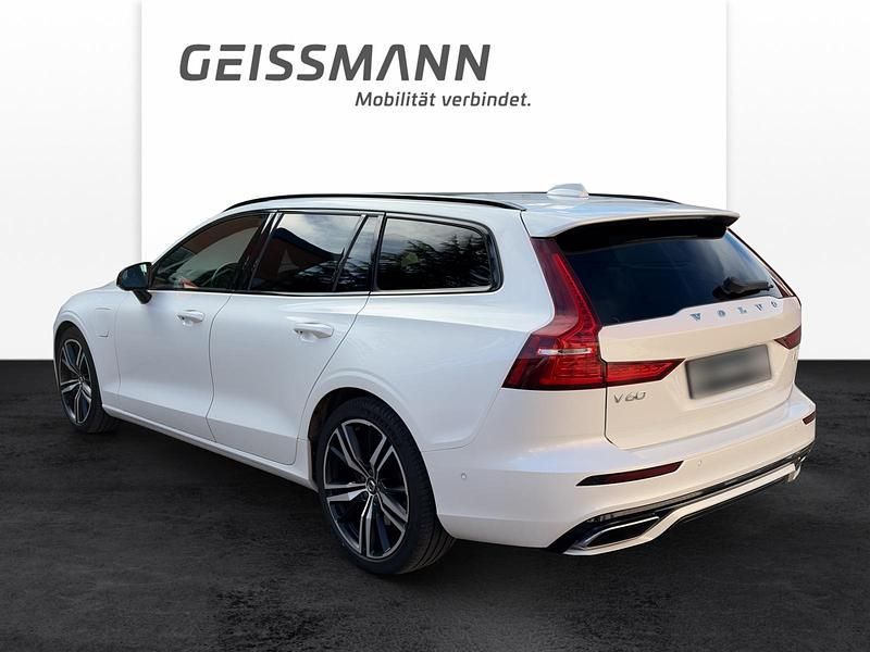 Gebraucht Volvo V60 R-Design 303 PS (222 kW) 2020 Kombi