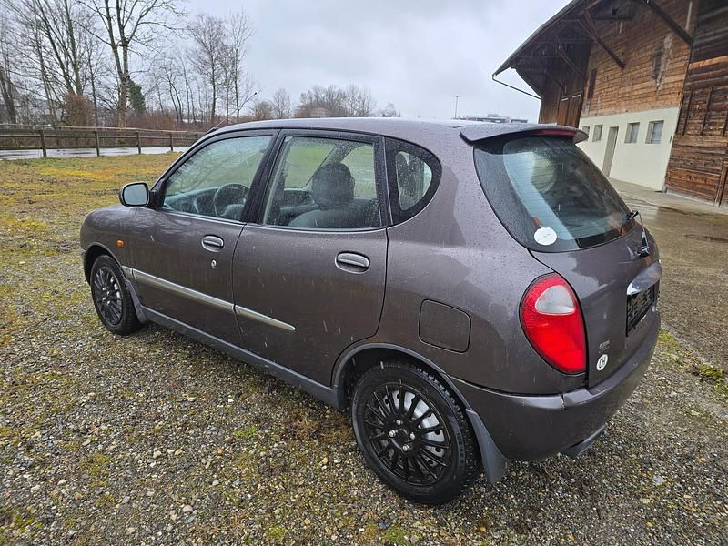 Gebraucht Daihatsu Sirion 55 PS (40 kW) 2000 Kleinwagen