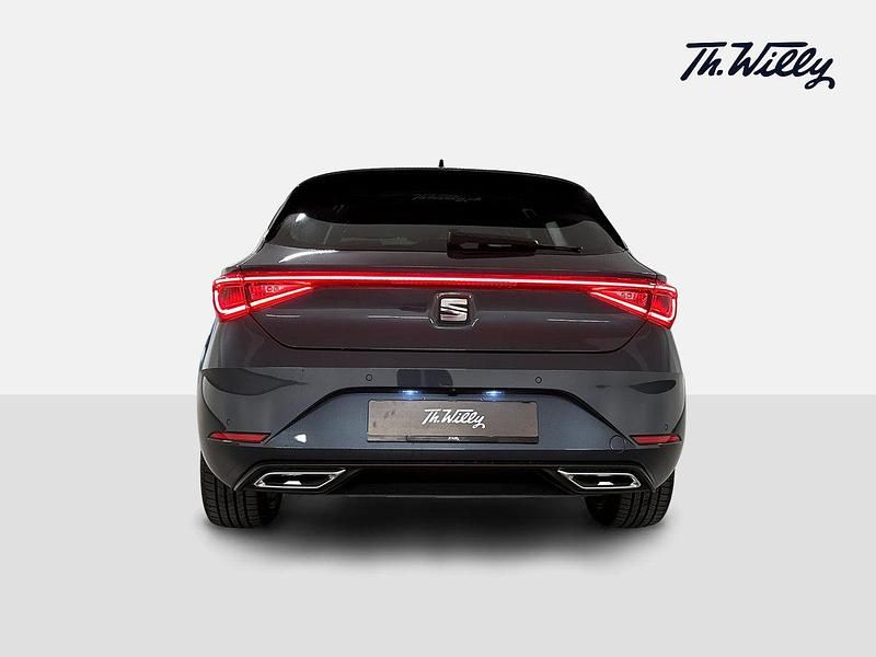 Gebraucht Seat Leon FR 204 PS (150 kW) 2023 Grau Limousine