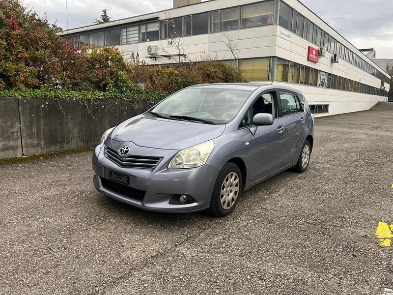 Gebraucht 2010 Toyota Verso Terra Van / Kleinbus | CHF 5’500 (Fairer Preis) - Bild 1/4