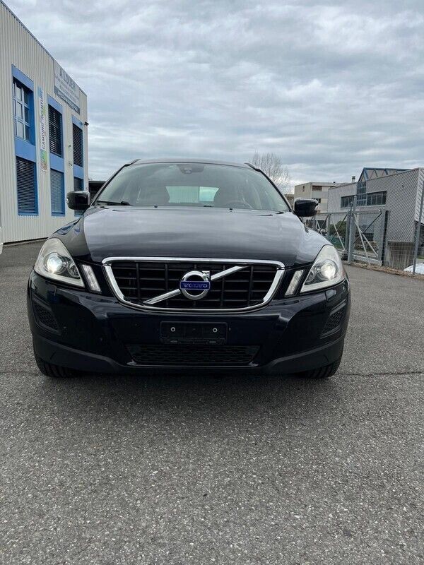 Gebraucht 2012 Volvo XC60 Drive Kinetic SUV | CHF 8’700 (Fairer Preis) - Bild 1/4