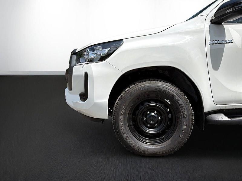 Neu Toyota HiLux Comfort 204 PS (150 kW) 2025 Abholung
