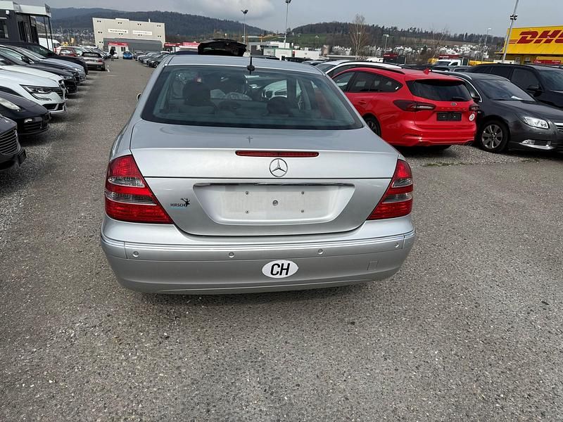 Gebraucht Mercedes E240 177 PS (130 kW) 2004