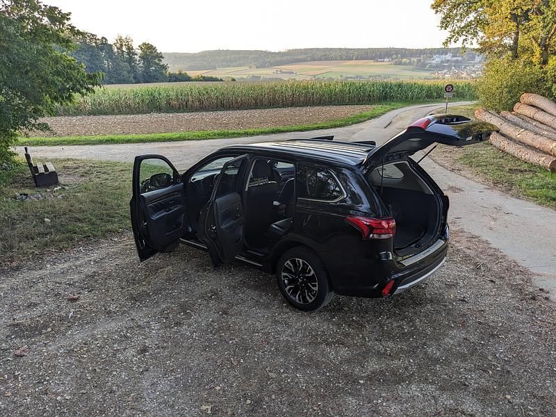 Gebraucht Mitsubishi Outlander P-HEV 121 PS (88 kW) 2017