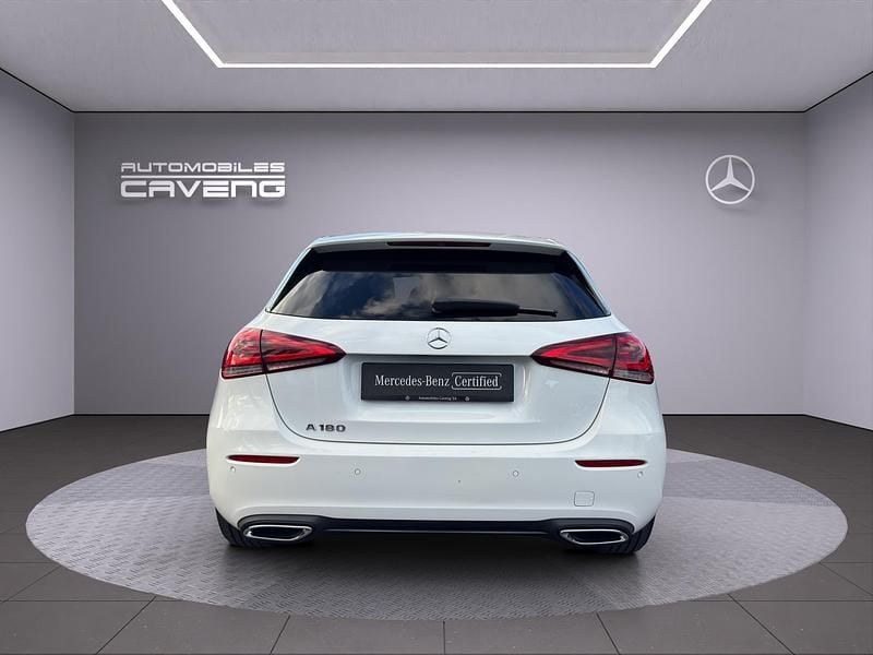 Gebraucht Mercedes A180 Night 136 PS (100 kW) 2021 Limousine