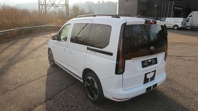 Neu Ford Tourneo Connect Titanium 121 PS (88 kW) 2025 Van / Kleinbus