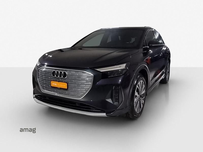 Gebraucht Audi Q4 e-tron S-Line 219 kW (299 PS) 2021 Auroraviolett metallic SUV