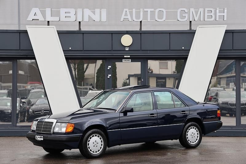 Gebraucht 1991 Mercedes E300 Limousine | CHF 39’900 - Bild 1/4