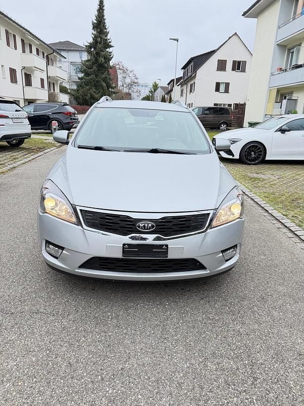 Gebraucht 2011 Kia Ceed Kleinwagen | CHF 2’990 (Guter Preis) - Bild 1/4